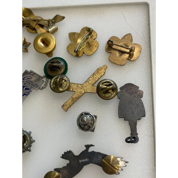 Vintage Collectible Pin & Fob Lot - Military Union Figural Awards & More Assorte - Picture 16 of 16